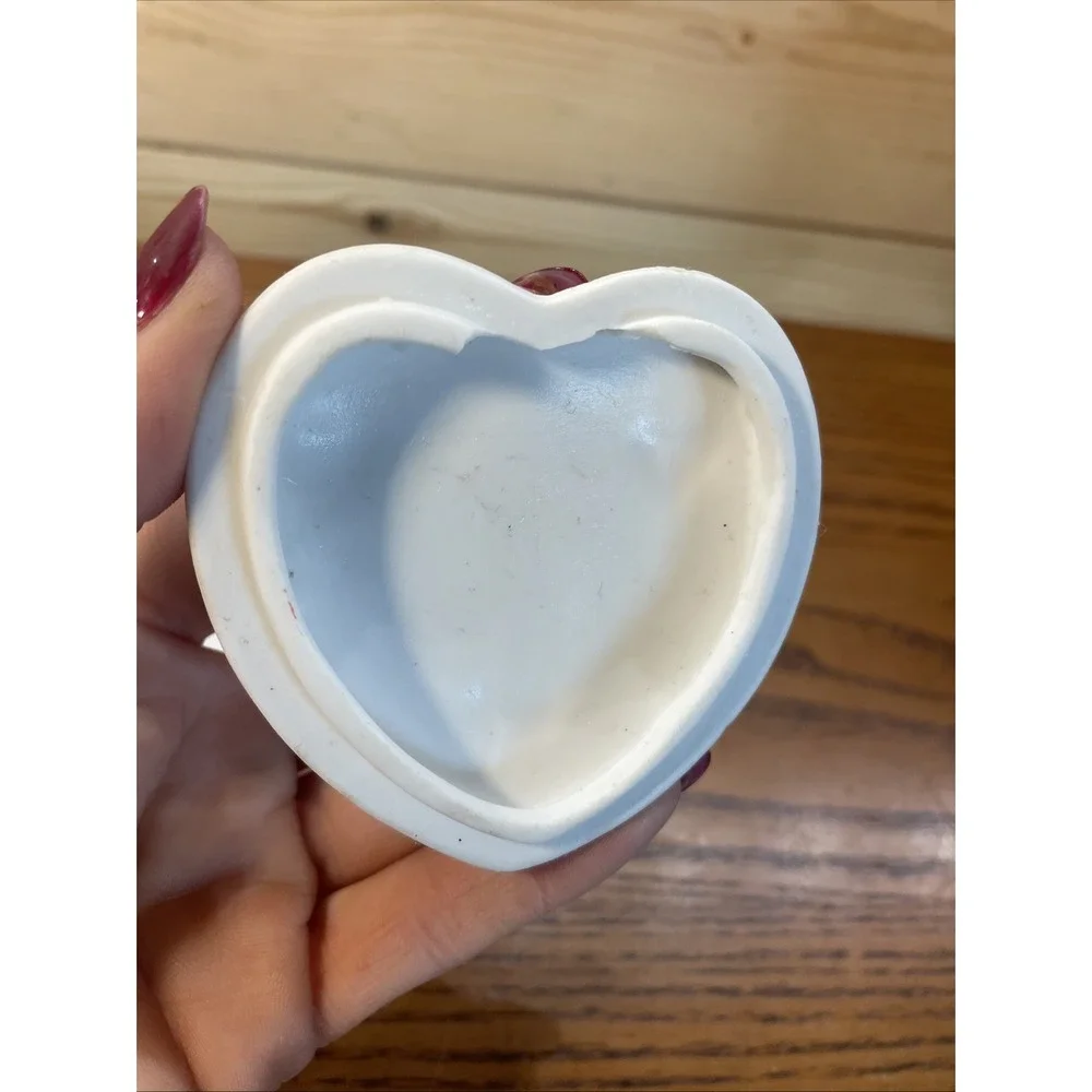 Vintage Valentines Lefton White Kitty Cat With Hearts Trinket Box 3.5